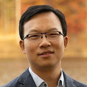 Jing Liu headshot
